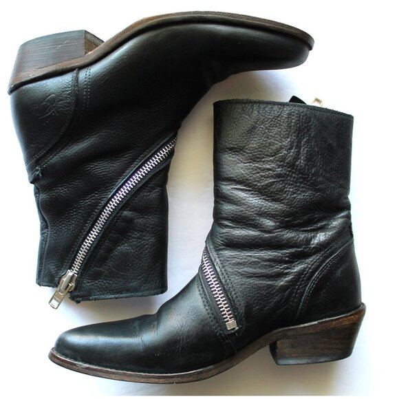 John Fluevog Ruth Skin Spiral-Zip Leather Boot / Size 7.5 / Black - Picture 9 of 13